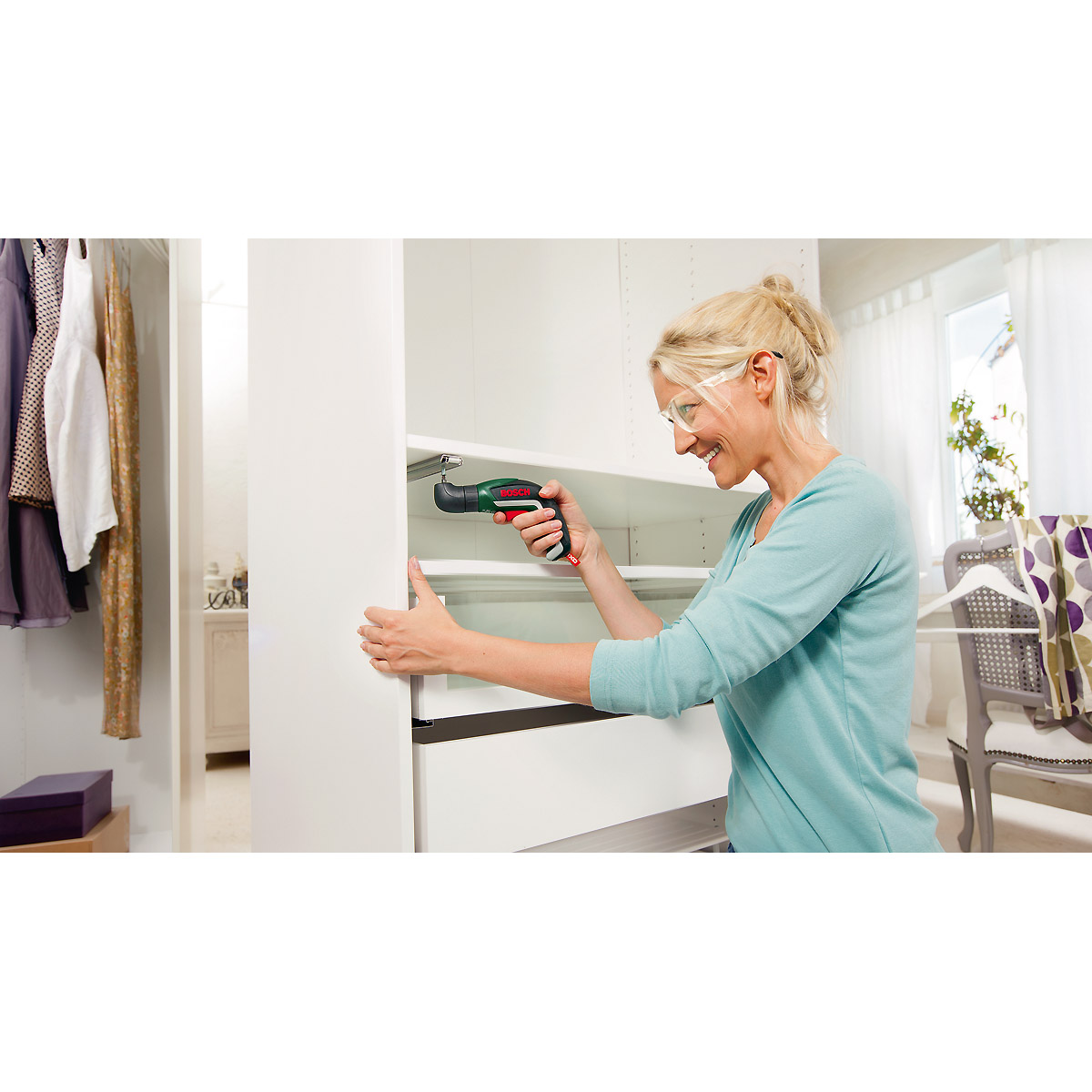 Bosch Akku-Schrauber Lithium-Ionen IXO 5 Bit-Set