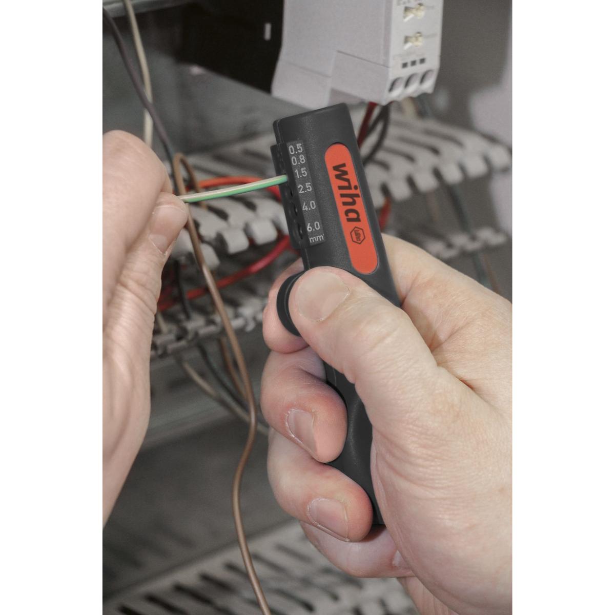 Wiha Abisolier-Multitool für Rundkabel