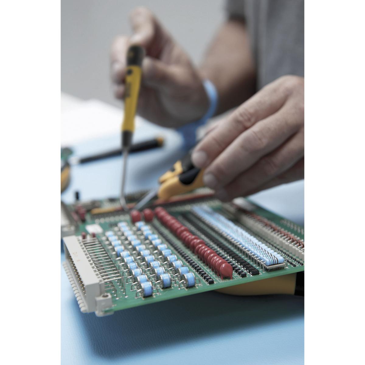 Wiha Zangen Set Professional ESD Seiten-, Schrägvornschneider, Flachrundzange 5-teilges Set mit Werkzeugmappe