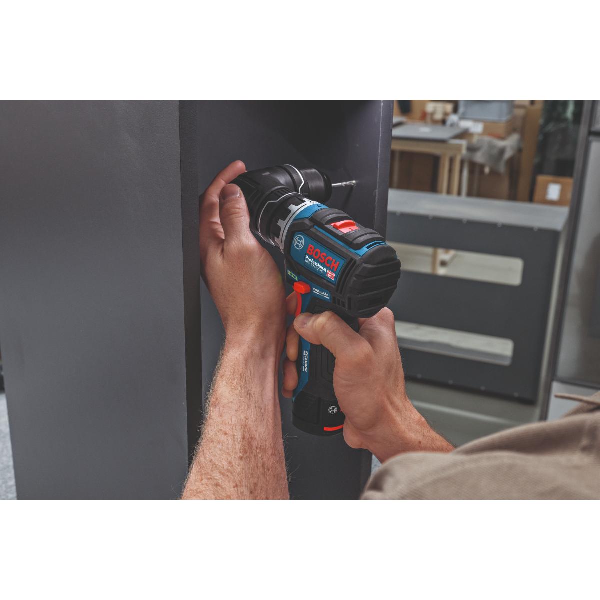 Bosch Schrauber GSR 12V-32 FC, 2x GBA 12V 2.0Ah, Aufs., Zusatzhandgriff, Tiefenanschlag,L-BOXX