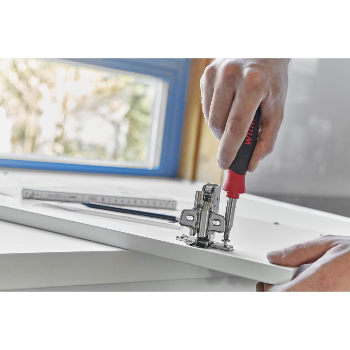 Wiha Schraubendreher mit Bit Magazin PocketMax magnetisch gemischt mit 8 Bits, 1/4 zoll