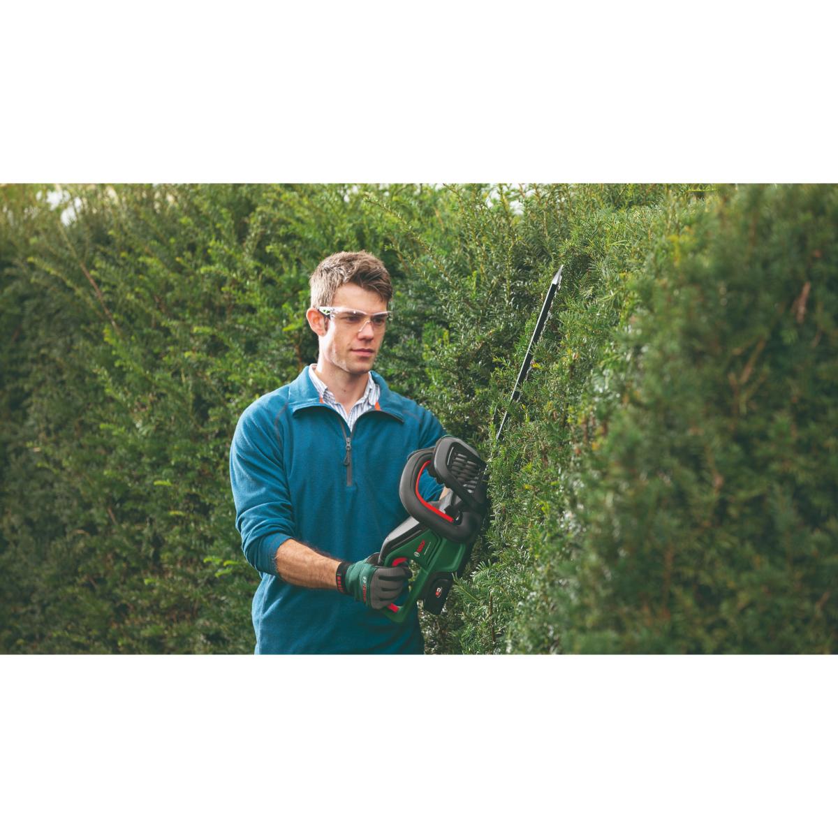 Bosch Akku-Heckenschere UniversalHedgeCut 18V-55, 1 x Akku PBA 18V 2.5Ah
