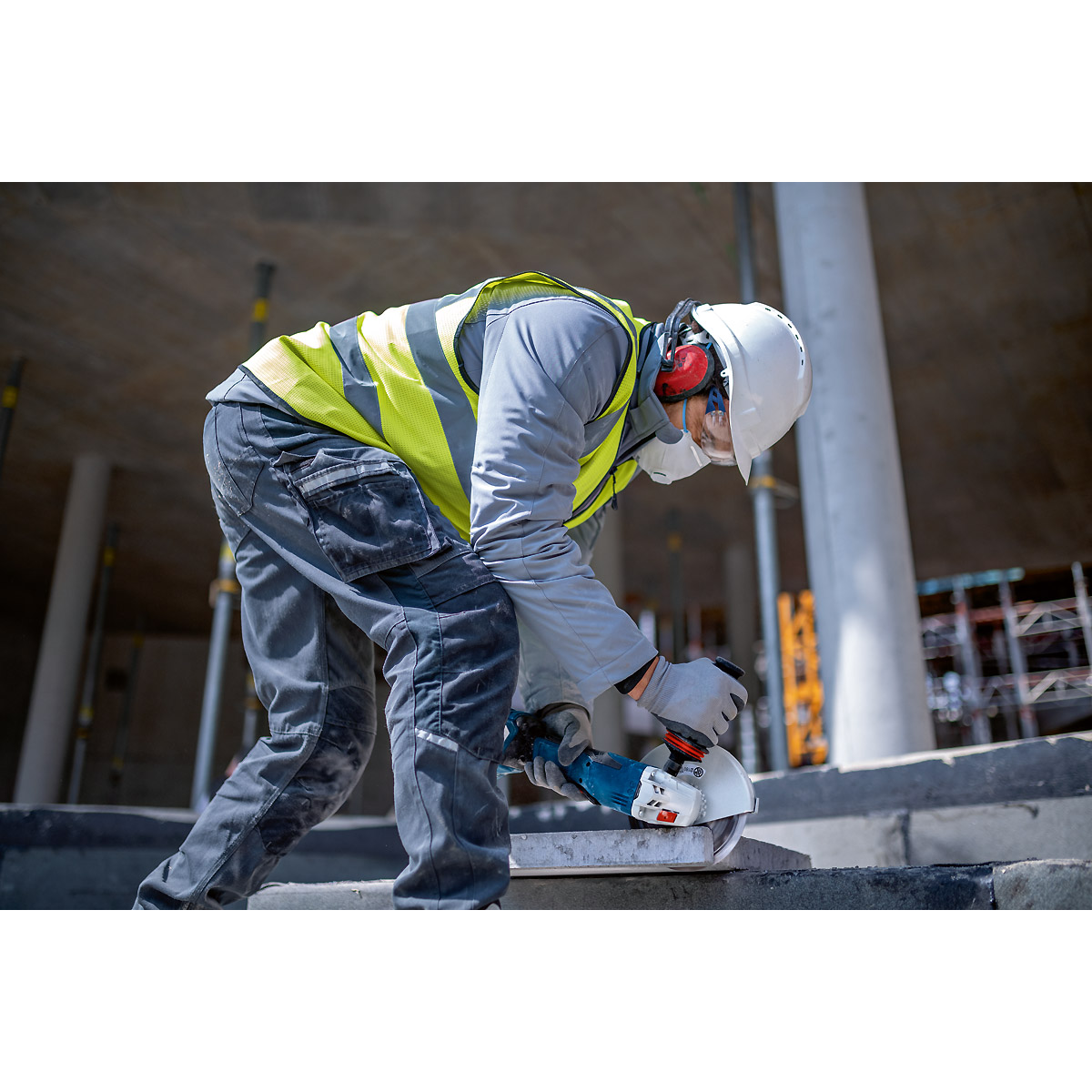 Bosch Akku-Winkelschleifer GWS 18V-180 PC