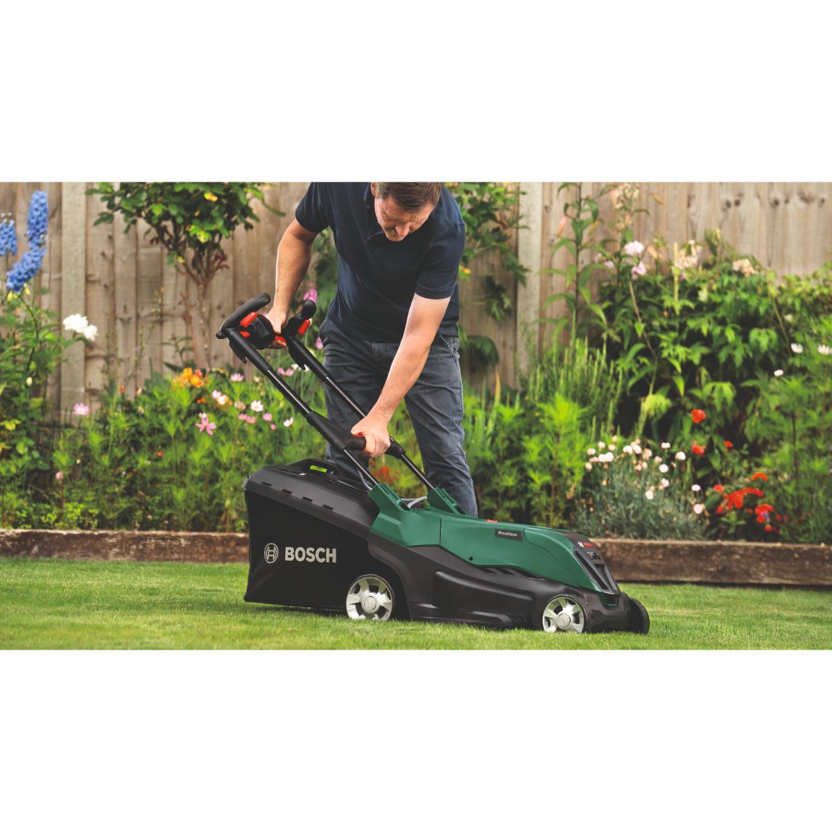 Bosch Akku-Rasenmäher AdvancedRotak 36V-44-750, 2 x Akku 36V 4,0Ah