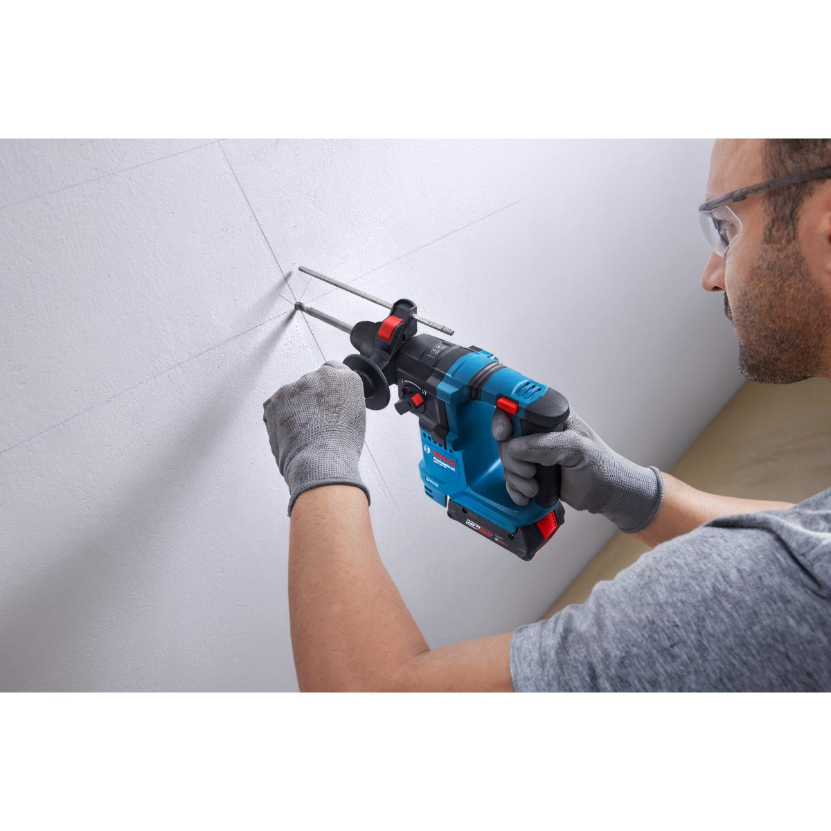 Bosch Akku-Bohrhammer mit SDS plus GBH 18V-18 in L-BOXX 136