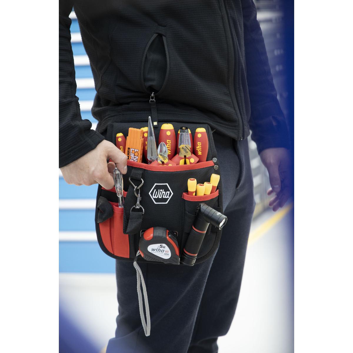 Wiha Werkzeug Set Elektriker gemischt, 18-teilges Set mit Gürteltasche