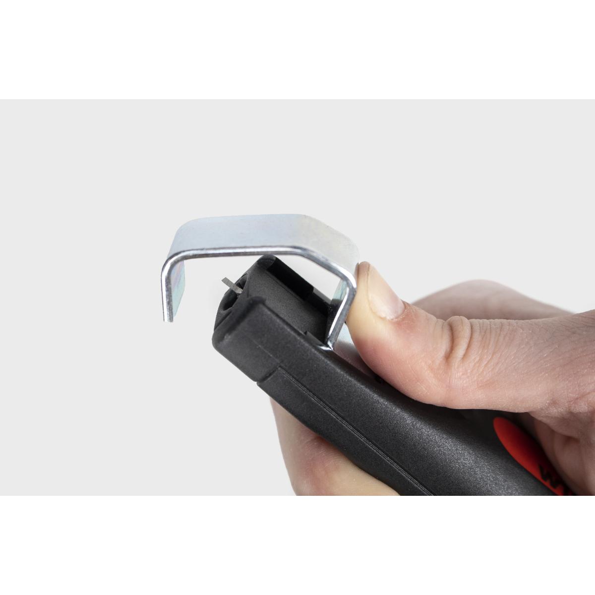 Wiha Abmantelungswerkzeug mit selbstdrehender Schleppklinge für Rundkabel 4 - 28 mm - Blisterverpackung