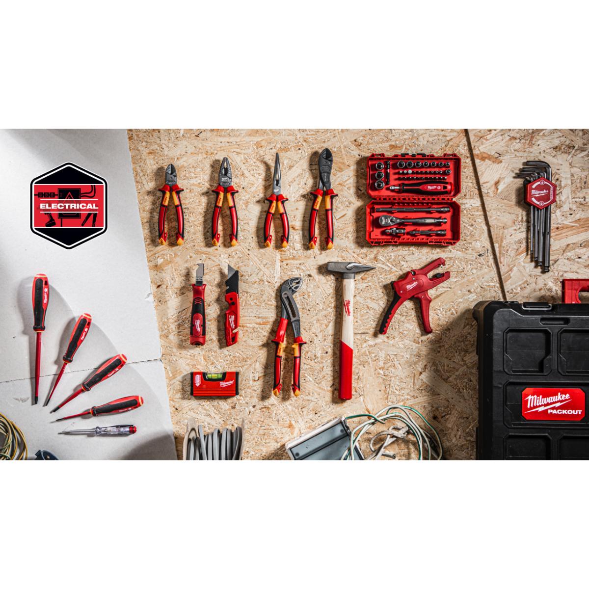 Milwaukee Elektriker-Handwerkzeuge Set 62-teilig im PACKOUT Koffer