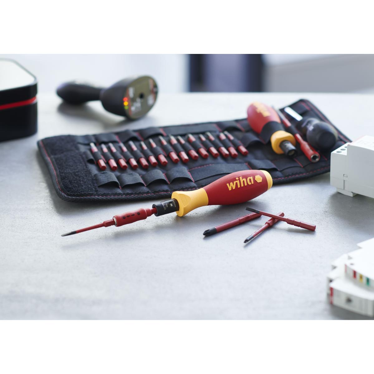 Wiha Drehmoment-Schraubendreher Set TorqueVario -S electric 0,8-5,0 Nm gemischt 19-teilges Set variabel einstellbare Drehmomentbegrenzung mit Falttasche