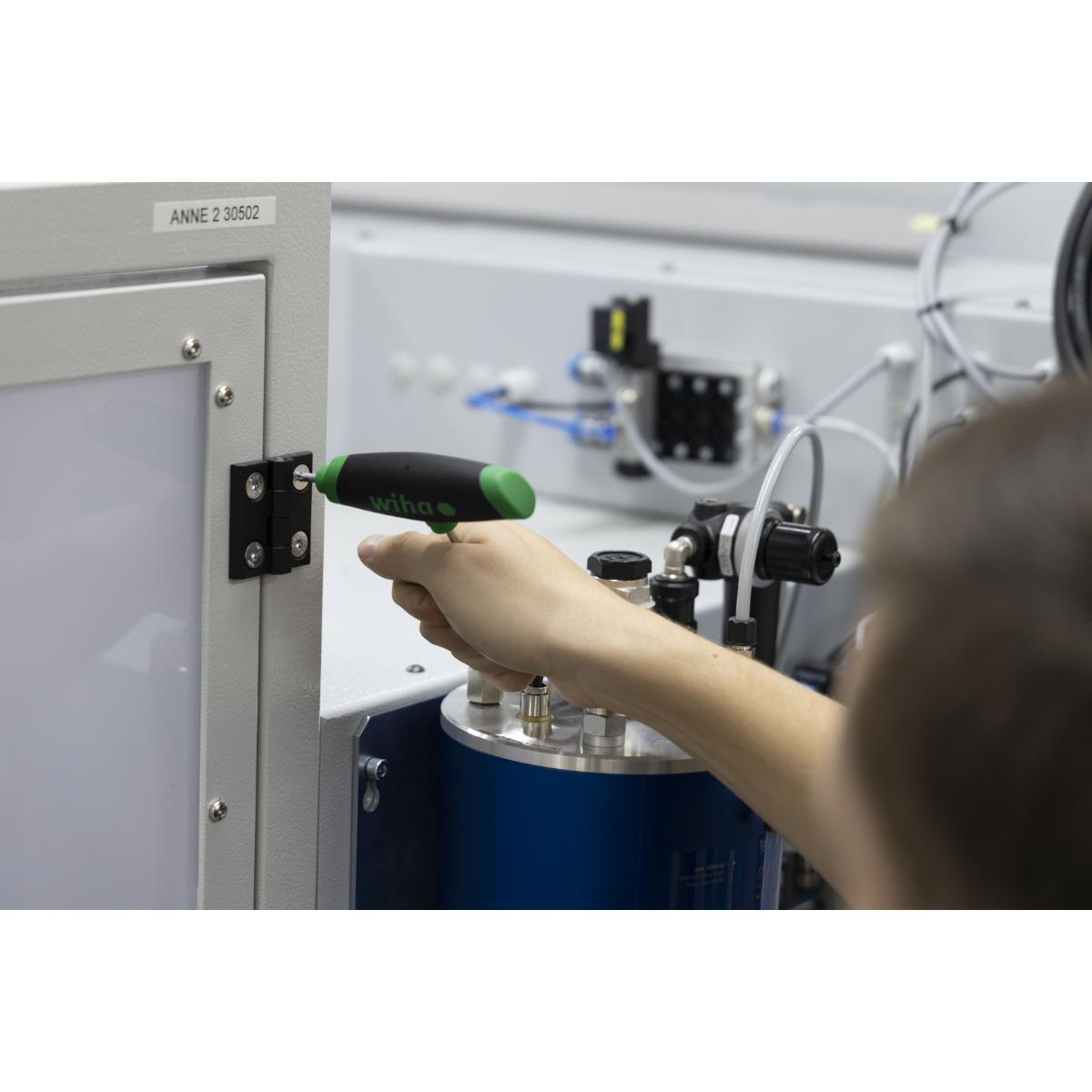 Wiha Stiftschlüssel mit Quergriff Set ComfortGrip TORX 6-teilges Set mit Seitenabtrieb, mattverchromt