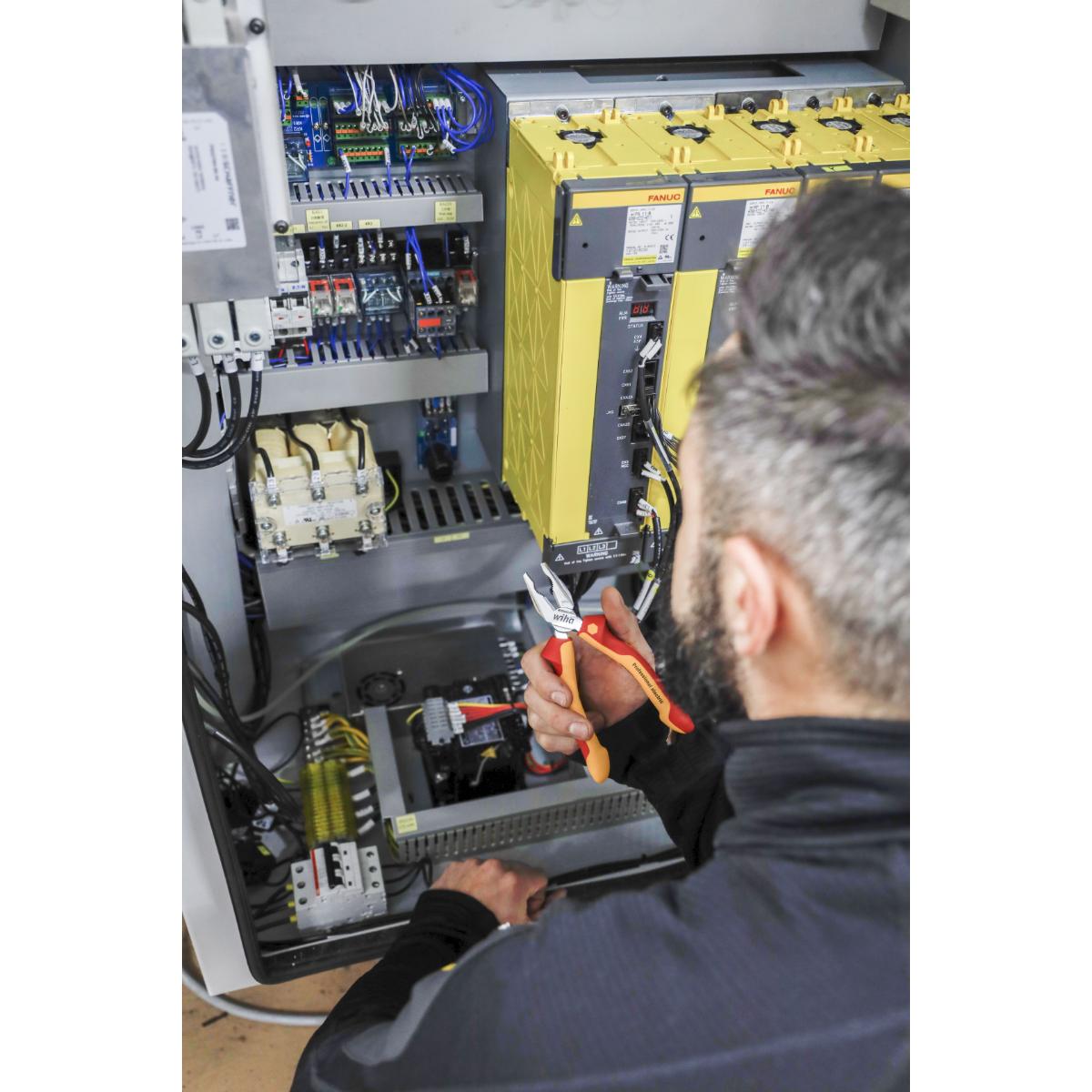 Wiha Kombizange Professional electric mit DynamicJoint und OptiGrip mit extra langer Schneide - Blisterverpackung