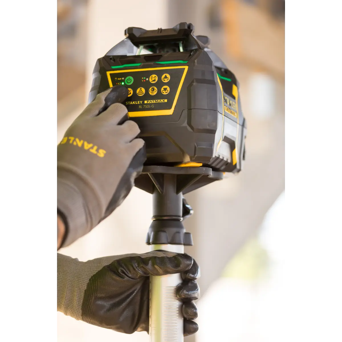 STANLEY FATMAX RL750L Rotationslaser grün (Lithium-Ionen) mit Lotfunktion auf-/abwärts, im PRO-STACK Koffer