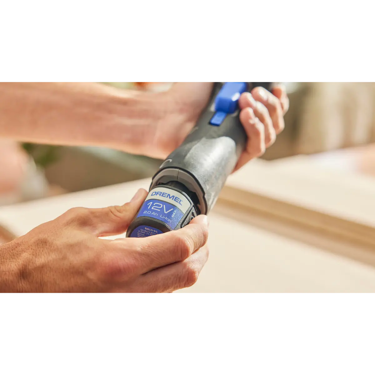 DREMEL Akku-Multitool MM12V             