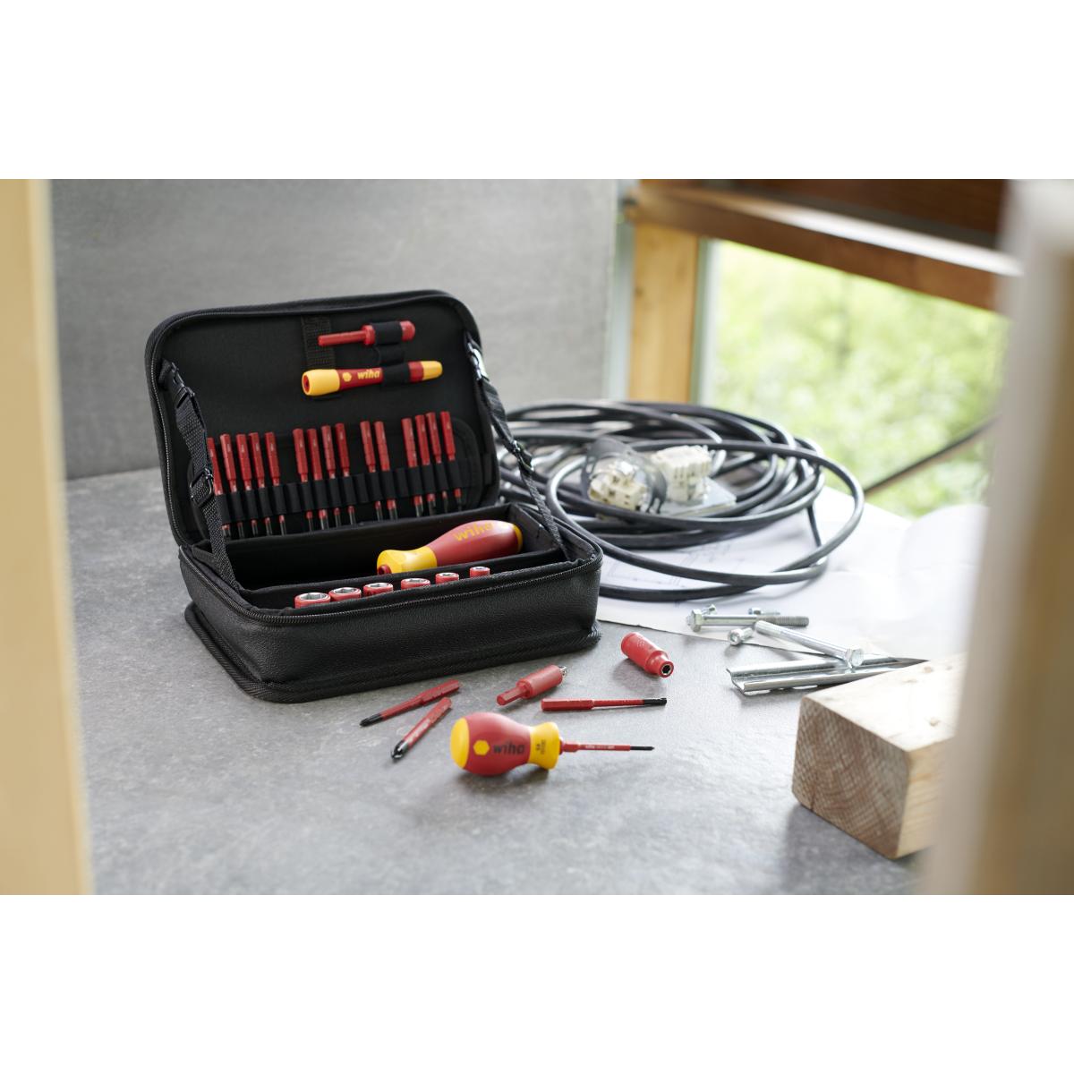 Wiha Werkzeug Set slimVario electric gemischt 32-teilges Set mit Funktionstasche