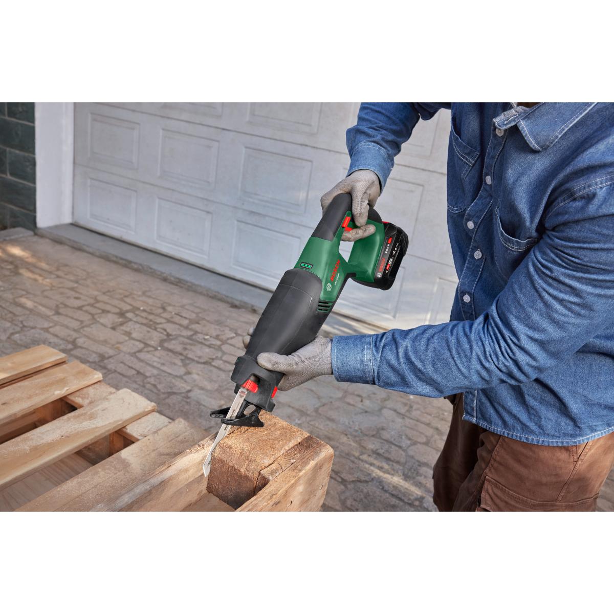 Bosch Akku-Säbelsäge PSA18V-200
