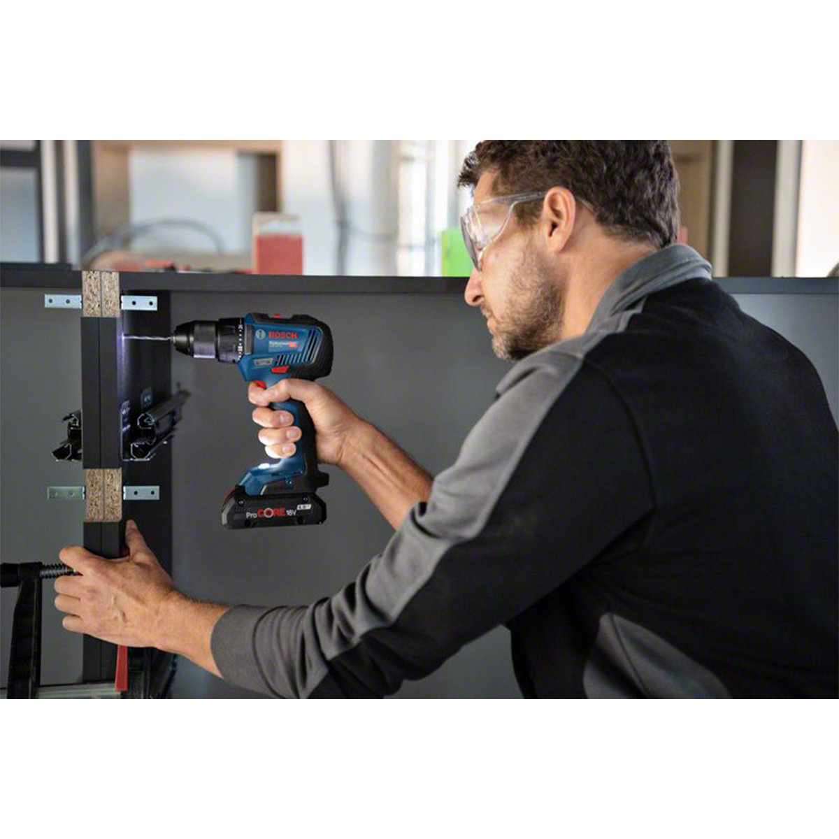 Bosch Akku-Bohrschrauber GSR 18V-55 Set inkl. 3 x Akku GBA 18V 5.0Ah + Schnellladegerät