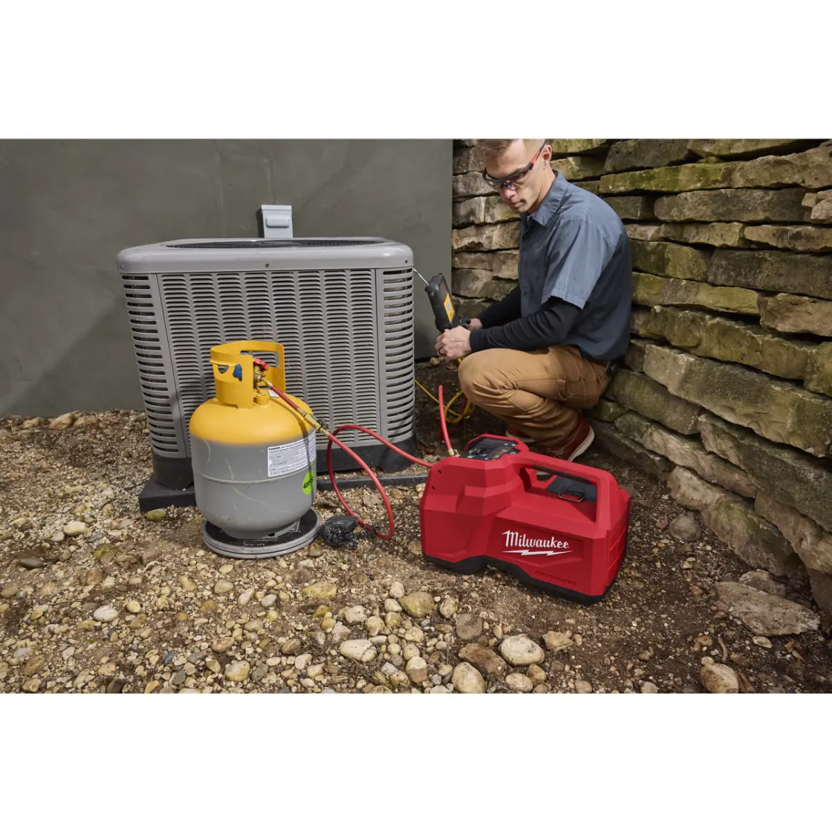 Milwaukee M18 Bürstenlose Akku-Förderpumpe für Klimawartung M18 BLRP-121