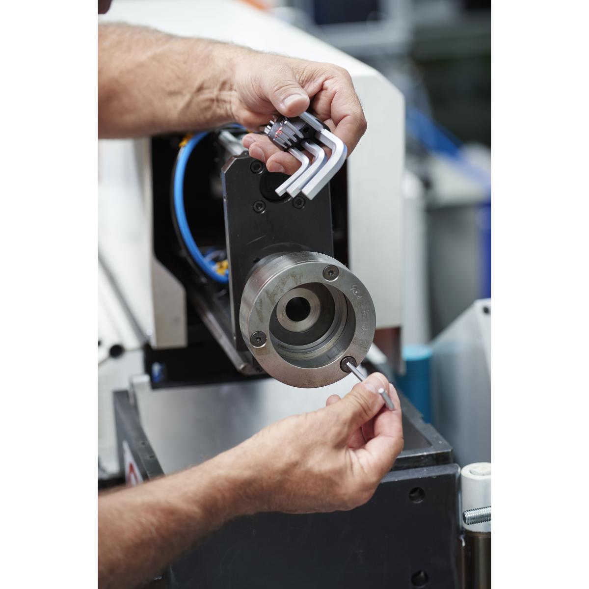 Wiha Stiftschlüssel Set im Compact Halter Sechskant-Kugelkopf 9-teilges Set mattverchromt