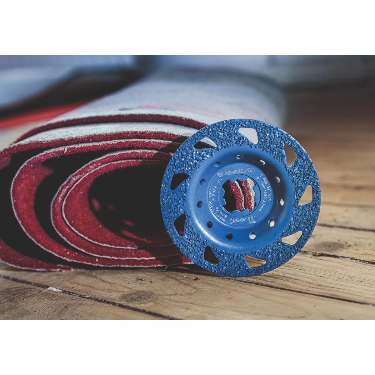 Bosch EXPERT Multi Material Carbide-Topfscheibe fein X-LOCK, 115 mm, 22,23 mm