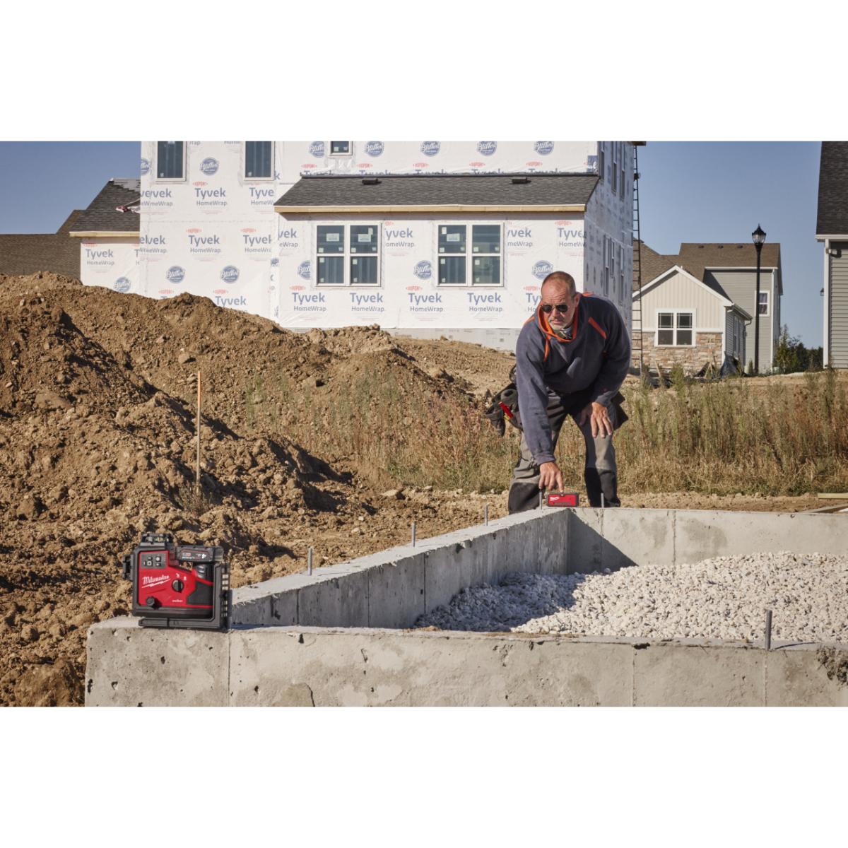 4933499002mi Milwaukee M12 3 x 360° Akku-Laser M12A3PLO-401C