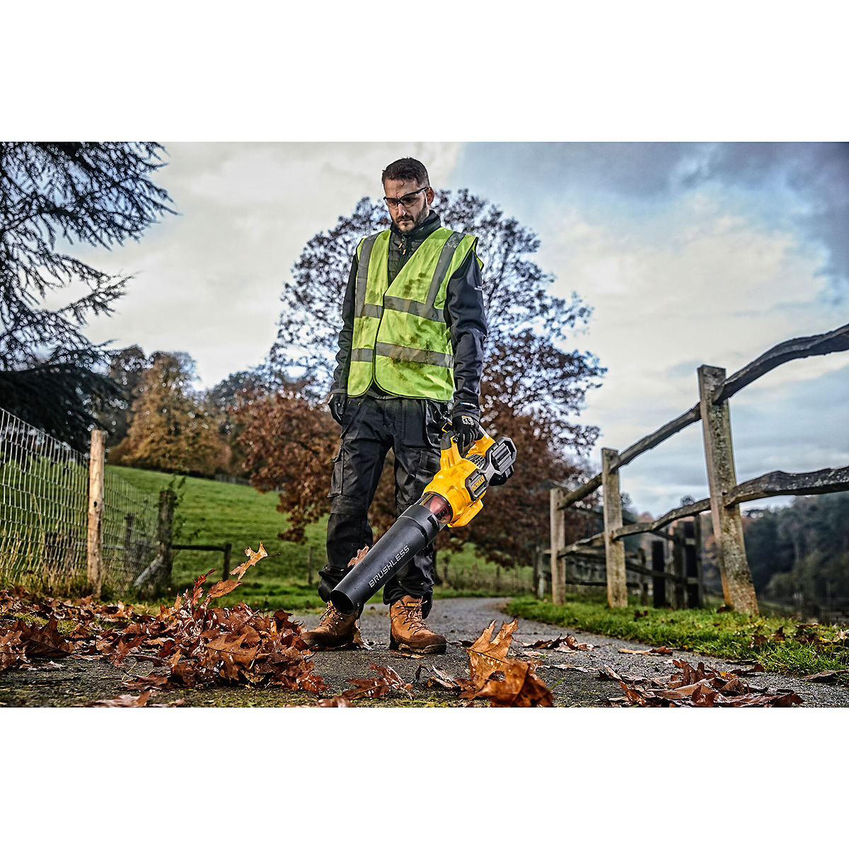 DCMBA572N-XJDE DCMBA572N-XJDE