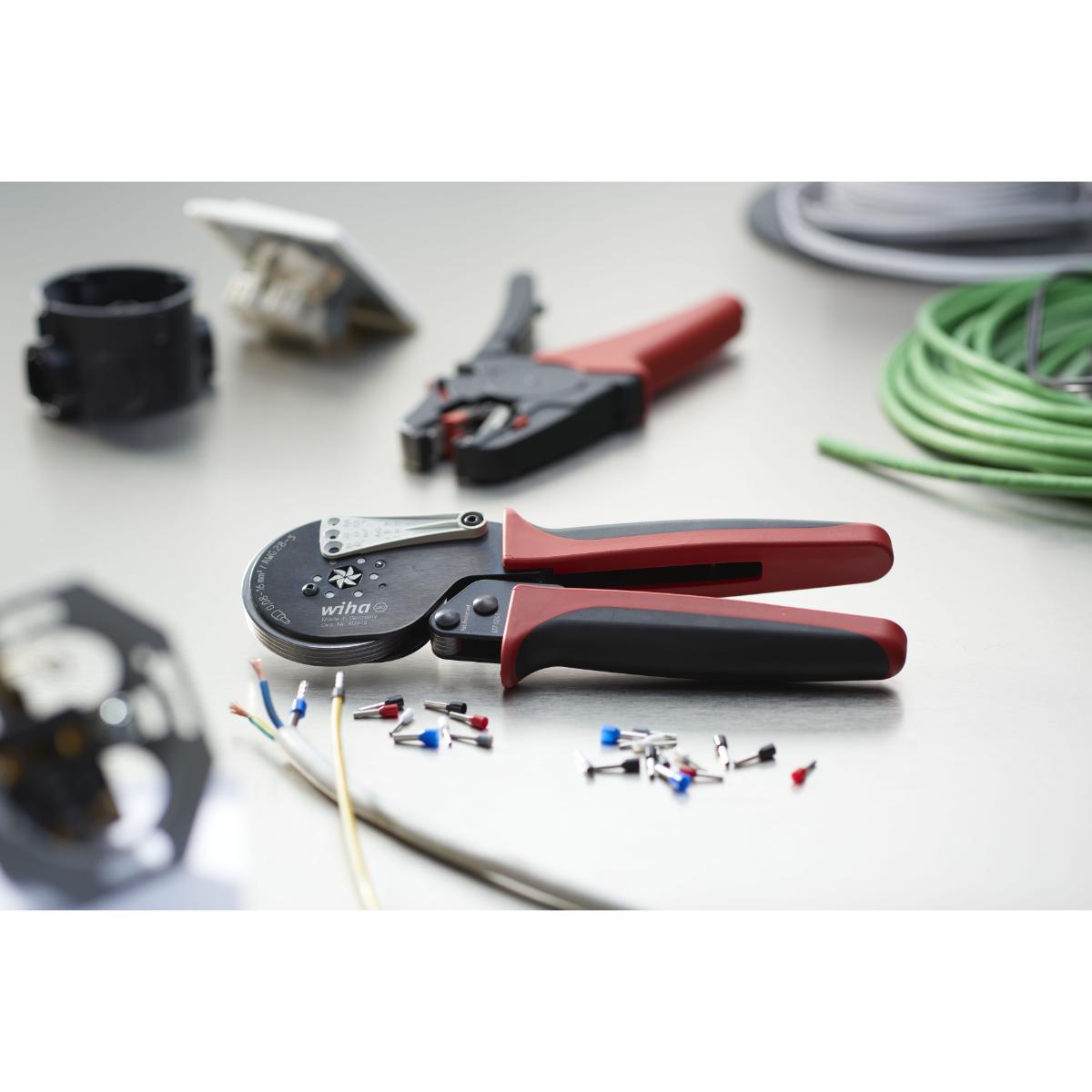 Wiha Crimpwerkzeug automatisch für Aderendhülsen Sechskant-Pressung 0,08 - 16 mm²