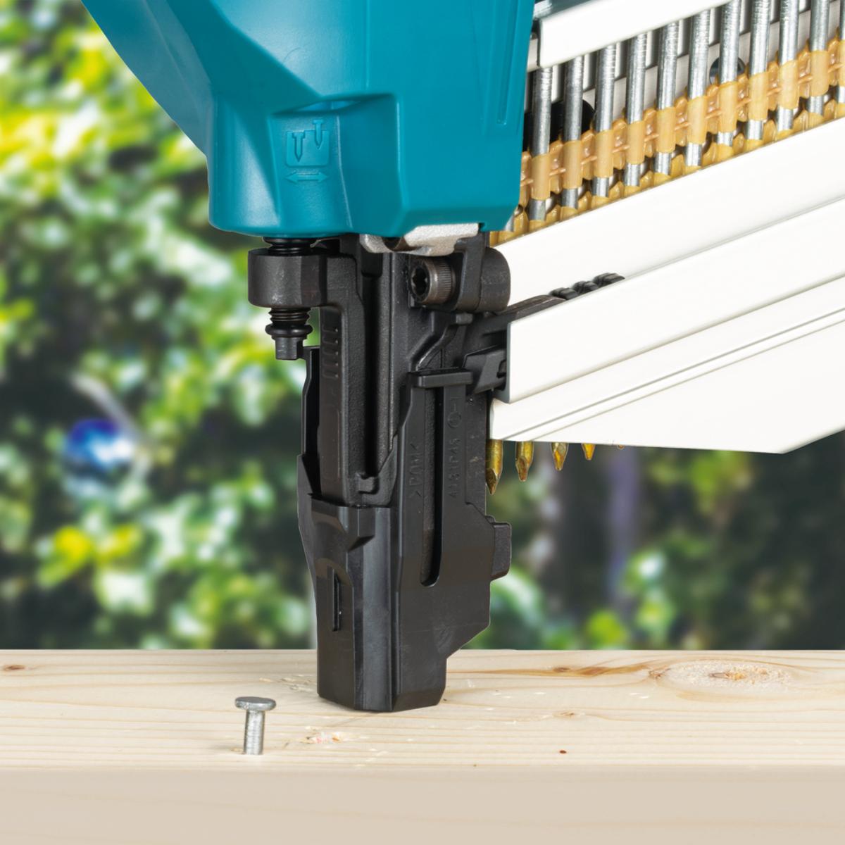 Makita Nagelkopf-Hebeadapter