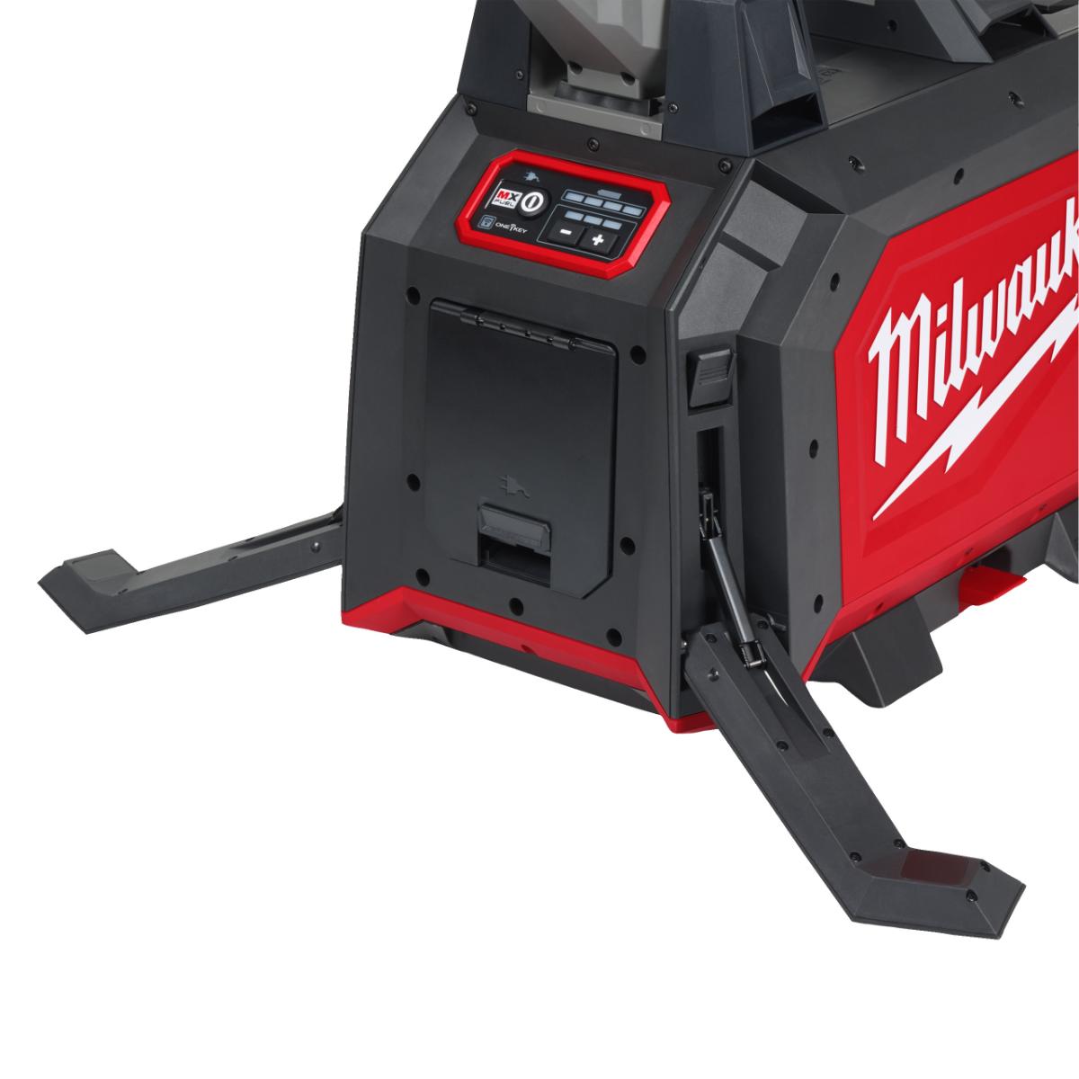 Milwaukee MX FUEL Akku-Kompaktbaustellenstrahler MXFTLIC-601