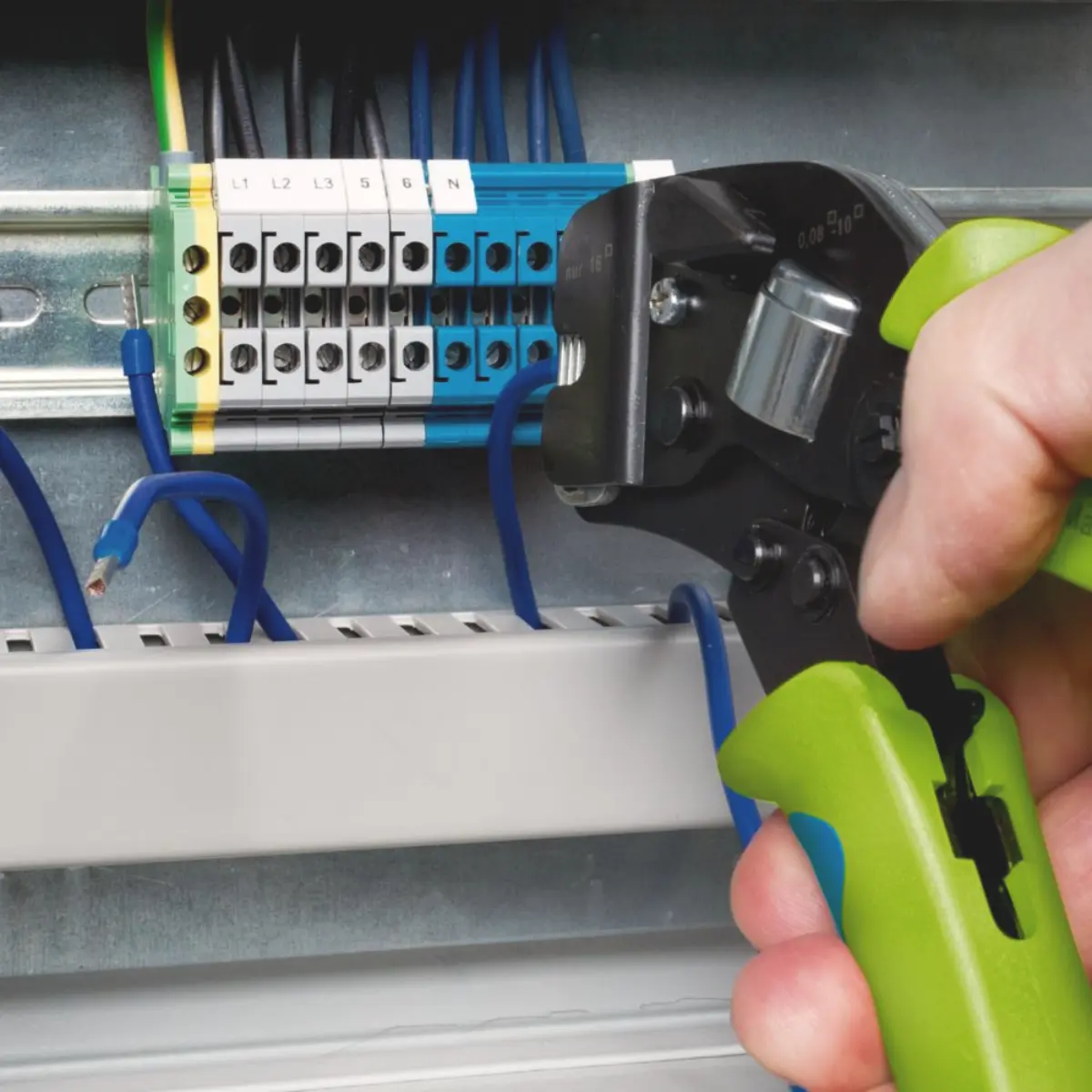 Rennsteig Aderendhülsencrimpzange PEW 8.88 für 0,08 - 16,0 mm², brüniert