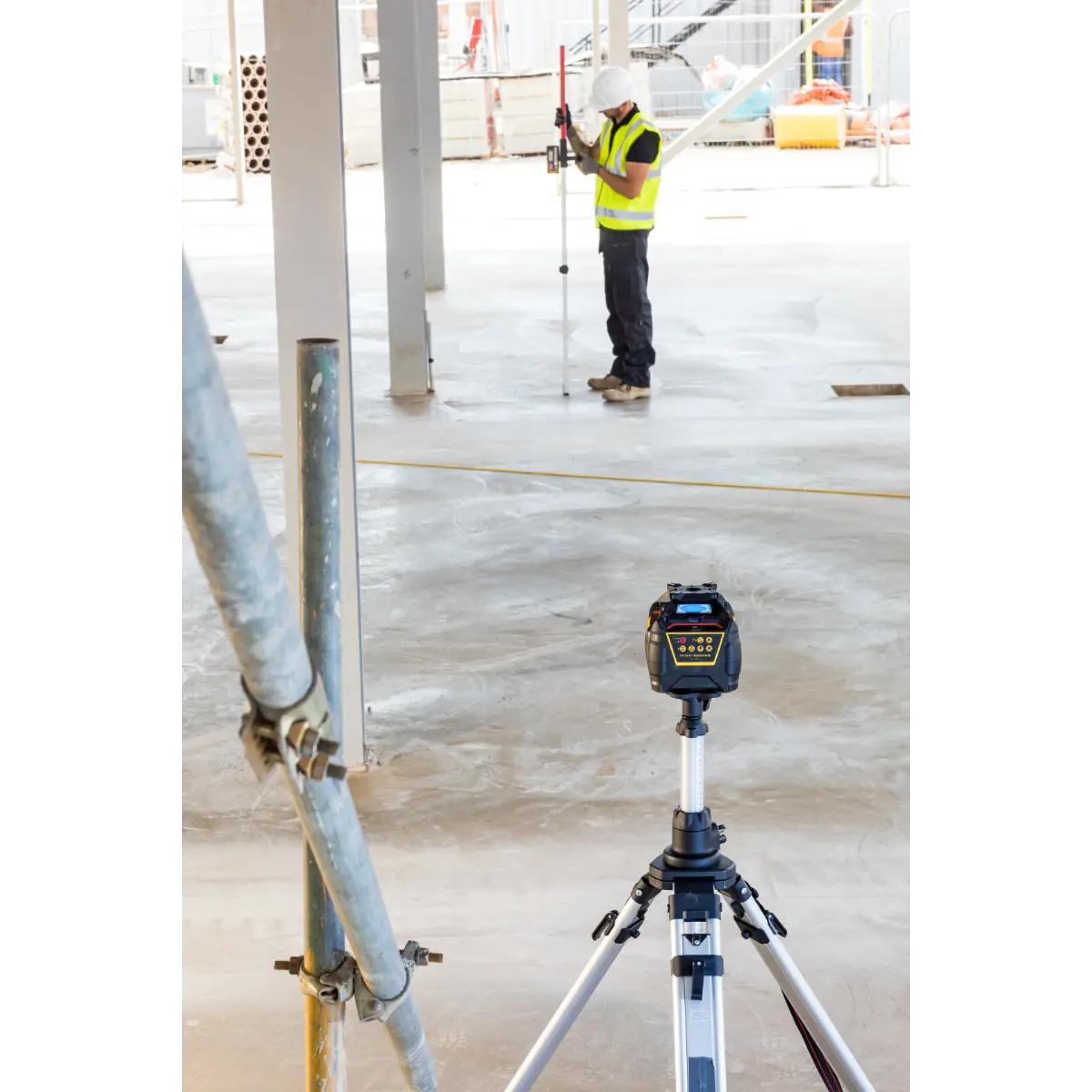 STANLEY FATMAX RL700L Rotationslaser rot (Lithium-Ionen) mit Lotfunktion auf-/abwärts, im PRO-STACK Koffer