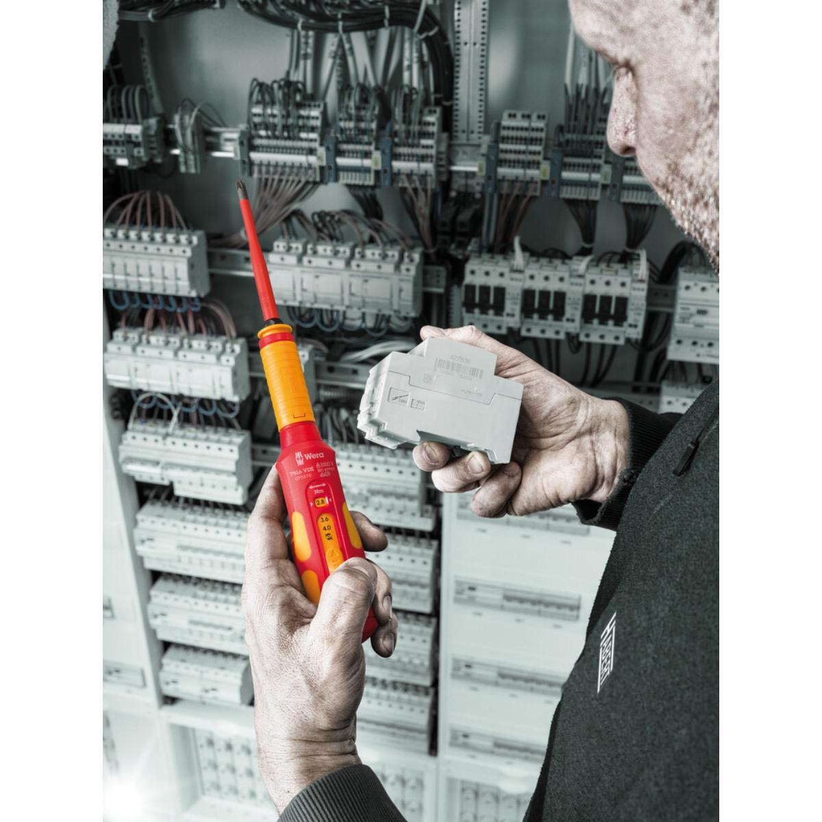 Wera 7516 VDE Kraftform Safe-Torque Speed Drehmomentschraubendreher, 2,4-4,0 Nm, 9 x 2,4 Nm x 2,8 Nm x 3,2 Nm x 3,6 Nm x 4,0 Nm x 192 mm