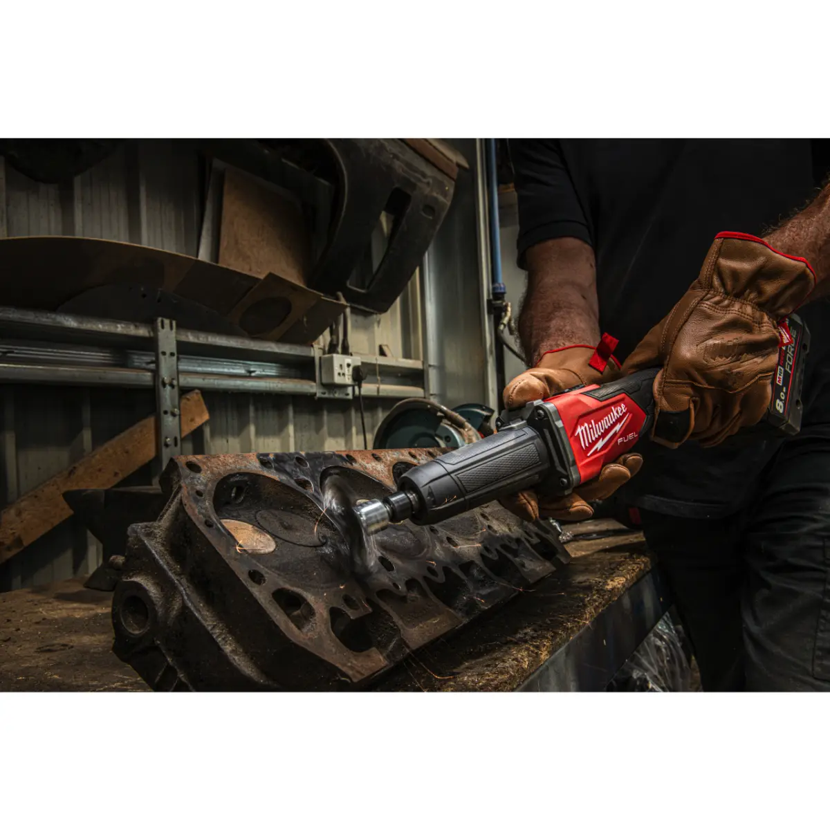 Milwaukee Topfbürste für Geradschleifer, gewellt, Edelstahl 50 x 20 x 0,3 mm, 6 mm Schaft