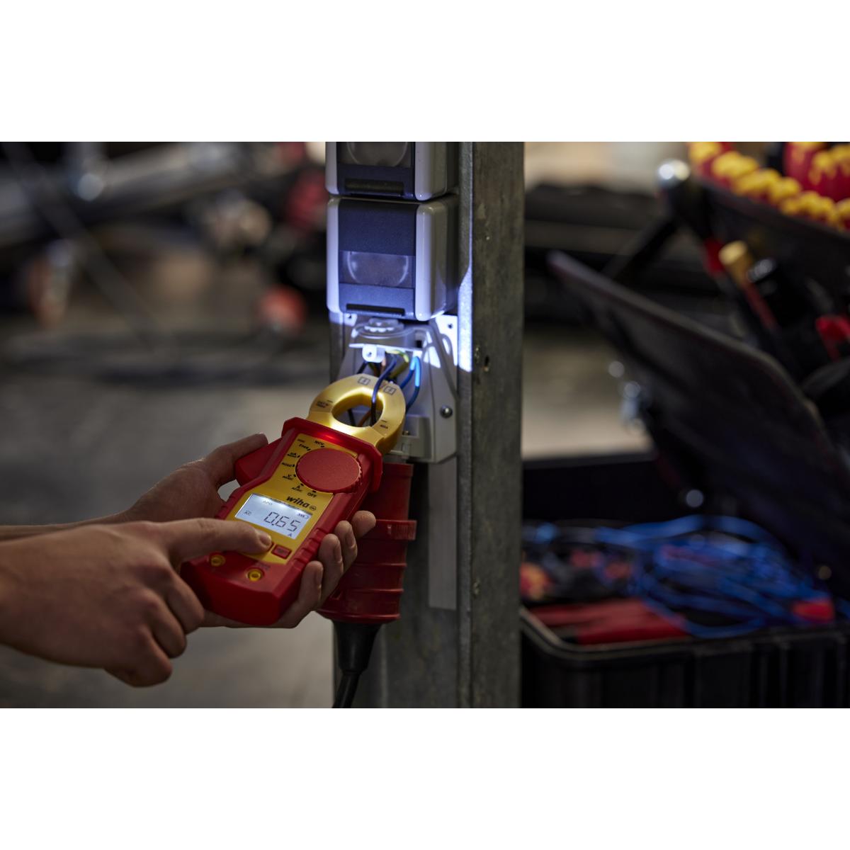 Wiha Strommesszange bis 1.000 V AC, CAT IV mit 2x AAA-Batterien