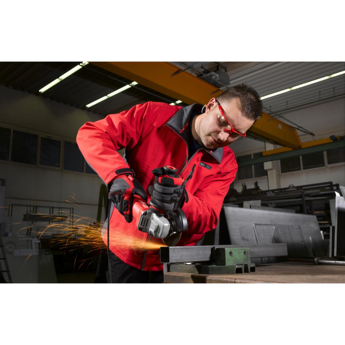 Milwaukee Winkelschleifer AGV10-125EK