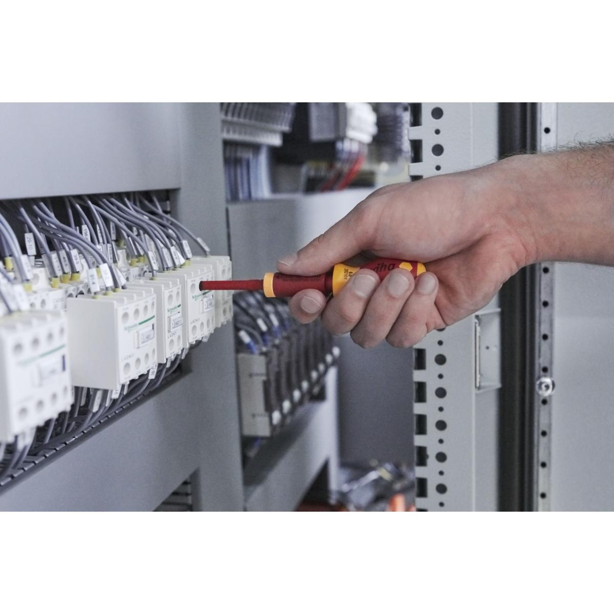 Wiha Schraubendreher mit Bithalter Set slimVario electric Stubby 4-teilges Set mit slimBits