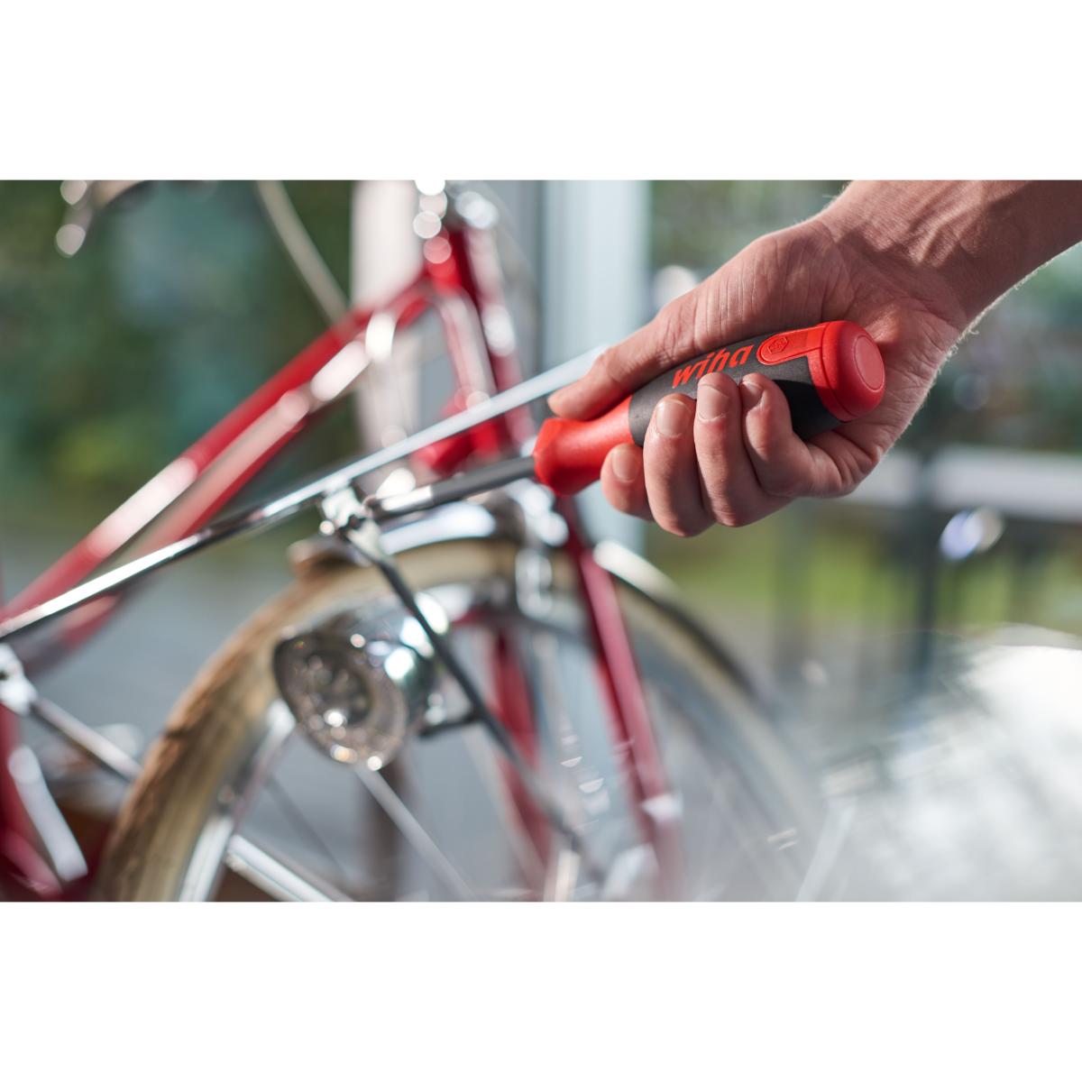 Wiha Schraubendreher mit Bit Magazin LiftUp 25 magnetisch gemischt mit 12 Bits, 1/4 zoll in SB-Kartonverpackung