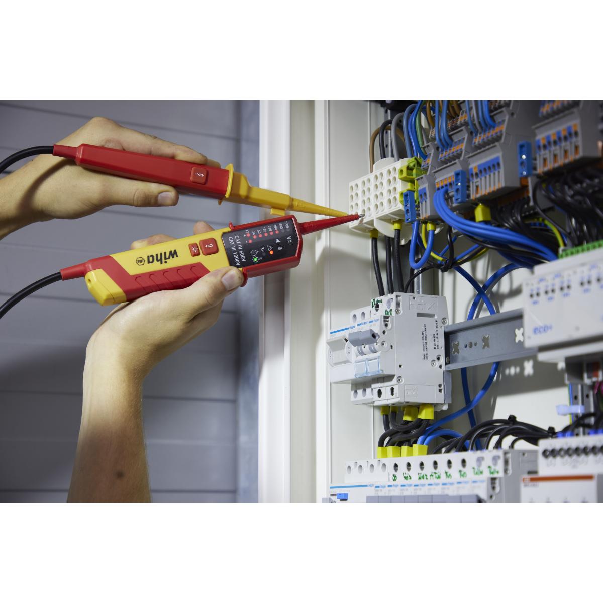 Wiha Spannungs- und Durchgangsprüfer 12 - 1.000 V AC, CAT IV mit 2x AAA-Batterien