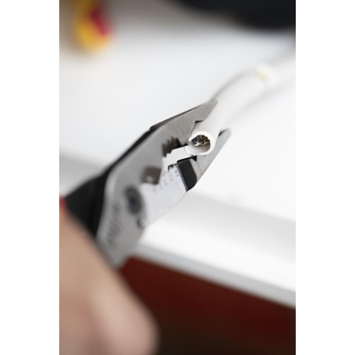 Wiha Multifunktionszange 8in1 Industrial electric mit ein- und ausschaltbarer Öffnungsfeder