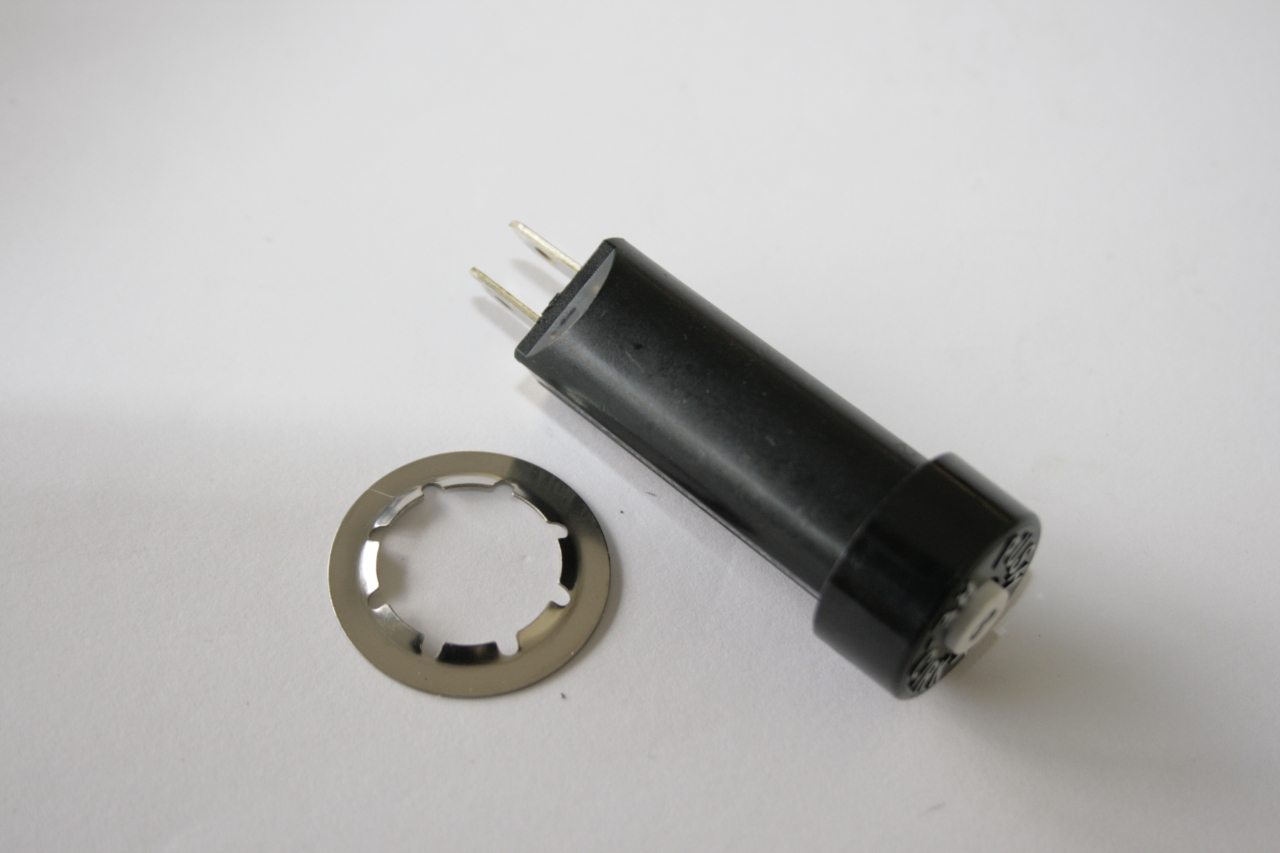 ELMAG Reset-Schalter 8 Amp.