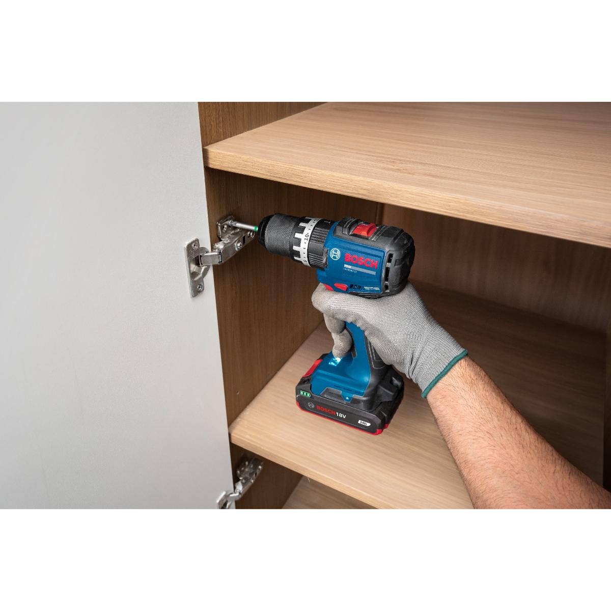 Bosch Akku-Schlagbohrschrauber GSB18V-52, 1x GBA 18V 2.0Ah, 1x GBA 18V 4.0Ah in L-BOXX
