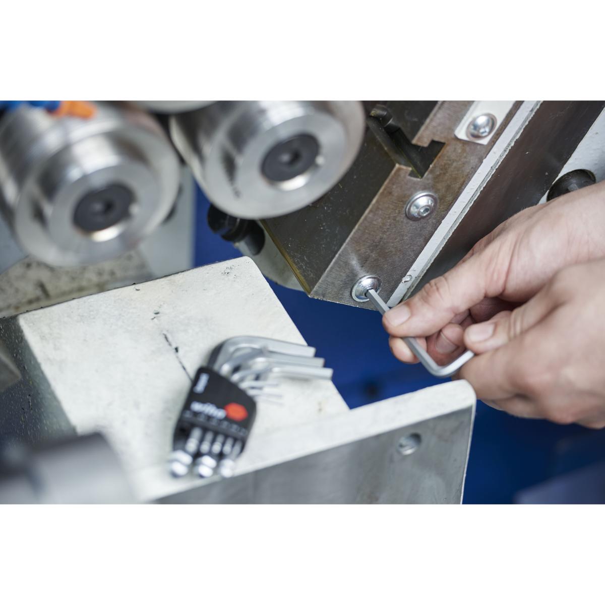 Wiha Stiftschlüssel Set im Compact Halter Sechskant-Kugelkopf 9-teilges Set mattverchromt