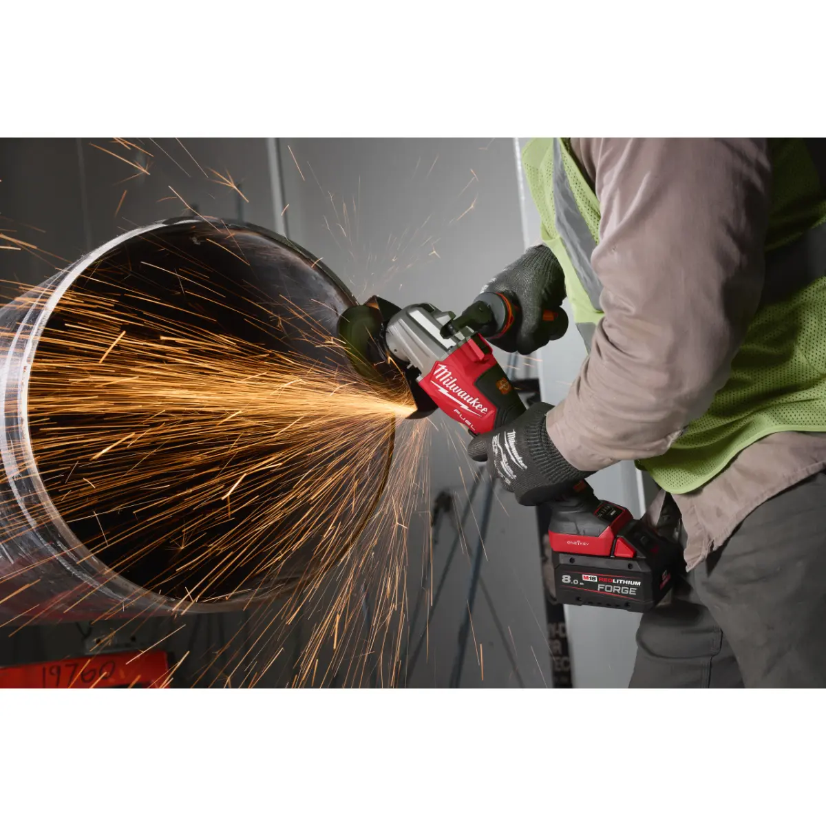 Milwaukee M18 FUEL ONE-KEY Akku-Sicherheitswinkelschleifer 125 mm mit Schiebeschalter M18FHSAGSVO125X-0X