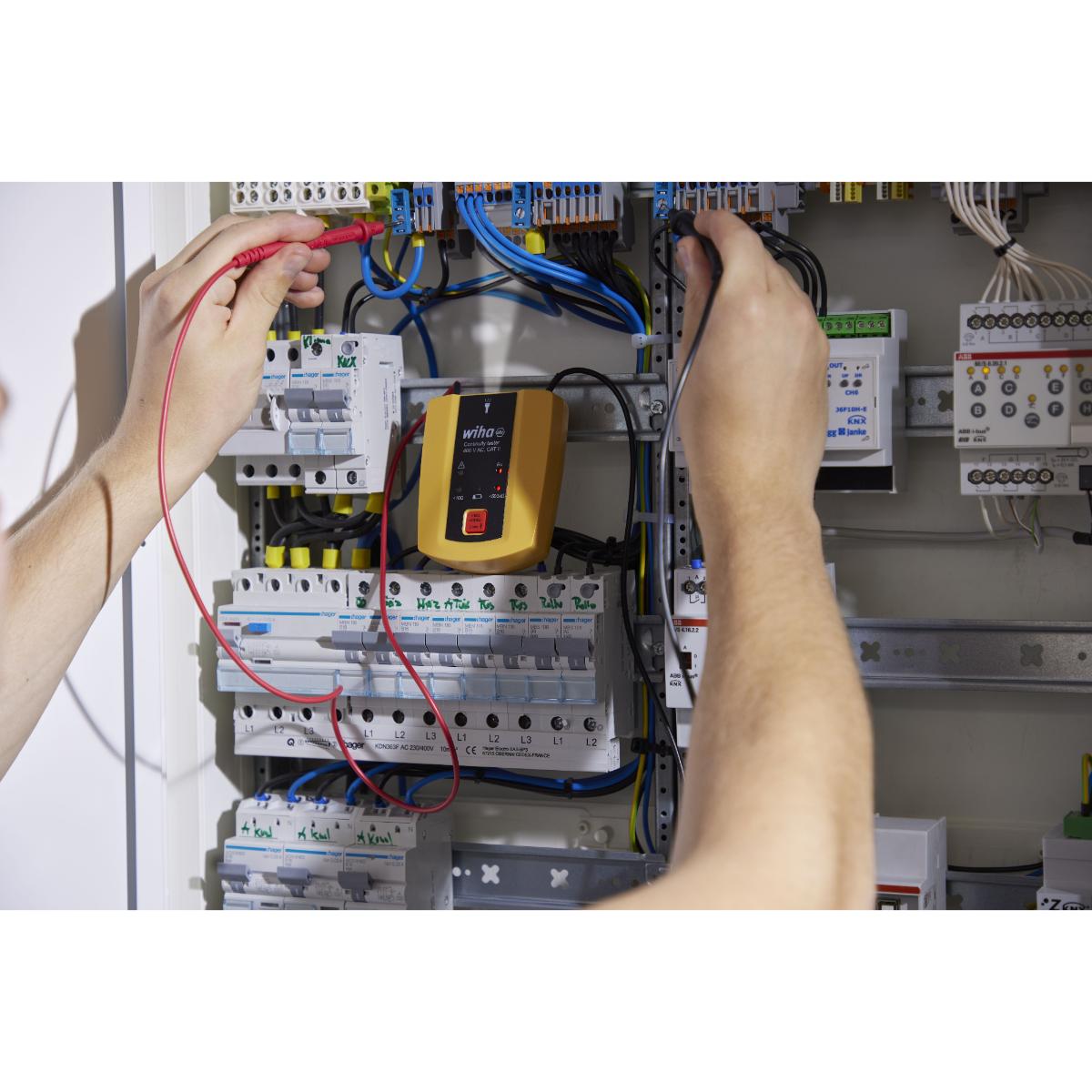 Wiha Durchgangsprüfer bis 400 V AC, CAT II mit 2x AAA-Batterien