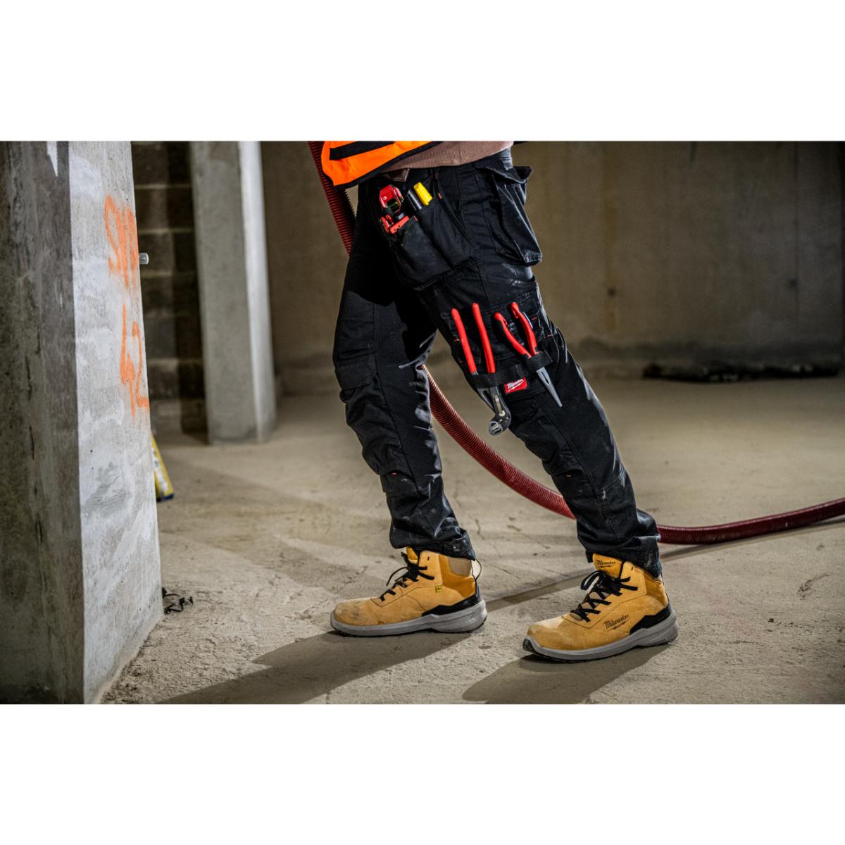 Milwaukee Arbeitshose schwarz AWPBL