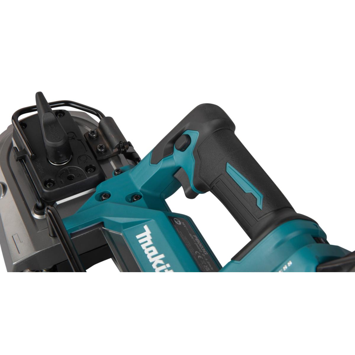 Makita Akku-Bandsäge 40V max. 0-3,2 m/s 66 mm