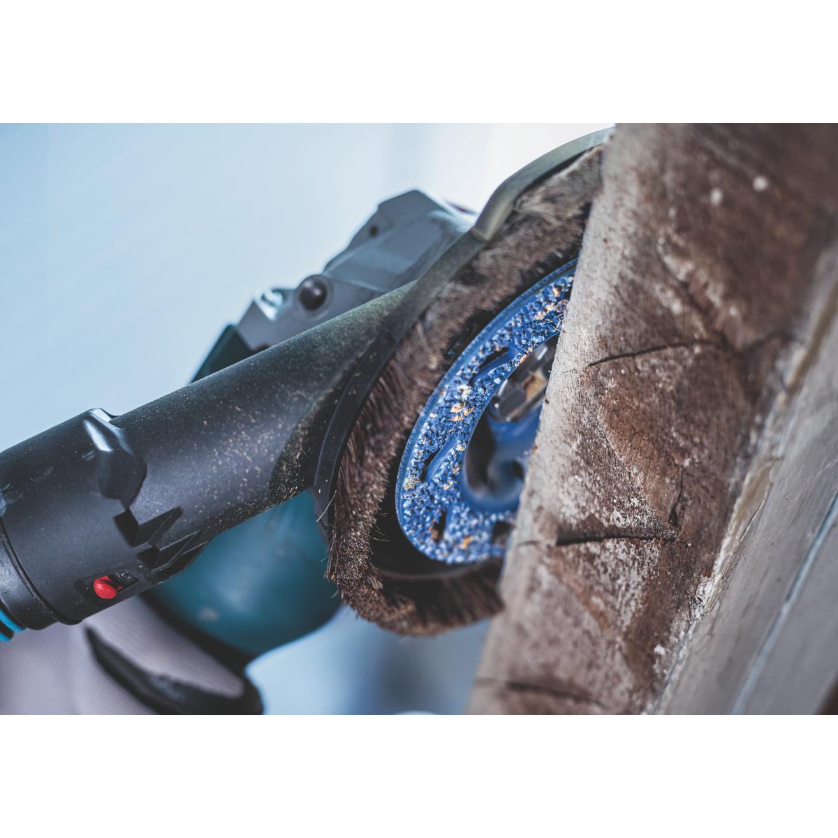 Bosch EXPERT Multi Material Carbide-Topfscheibe medium X-LOCK, 115 mm, 22,23 mm
