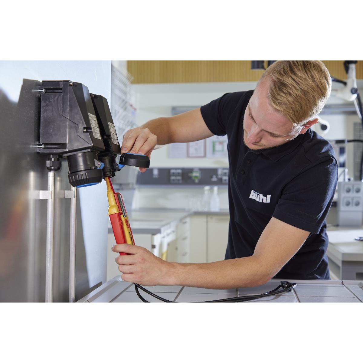 Wiha Spannungs- und Durchgangsprüfer 0,5 - 1.000 V AC, CAT IV mit 2x AAA-Batterien