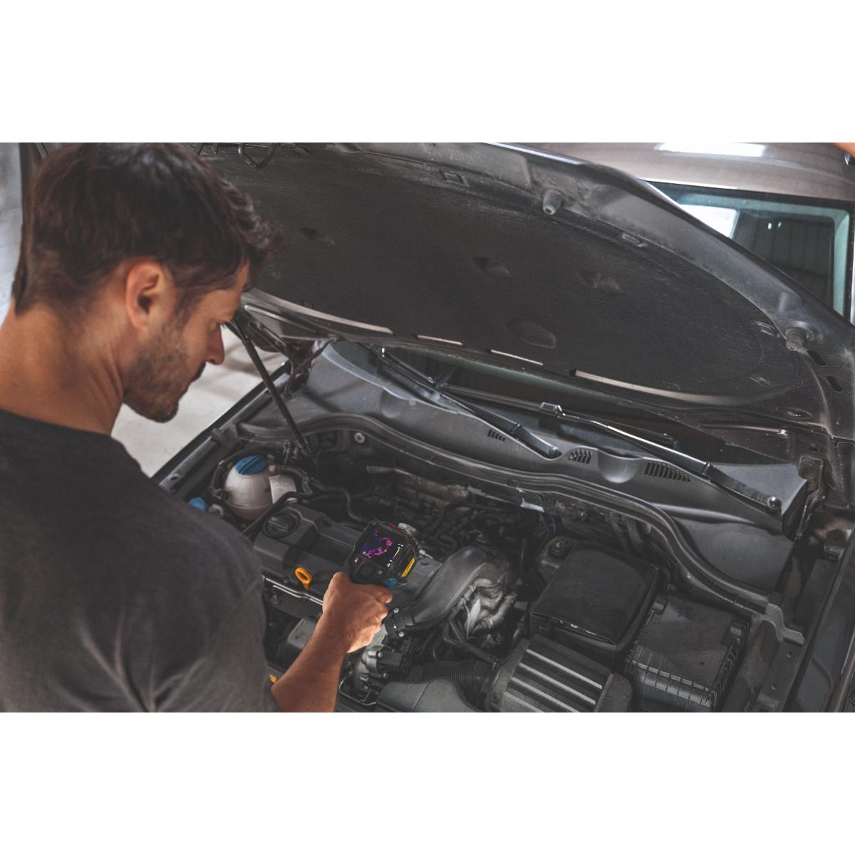 Bosch Wärmebildkamera GTC 12V-450-13, AA1 Alkaline Akku-Adapter, 4 x 1,5 Batterie (AA)