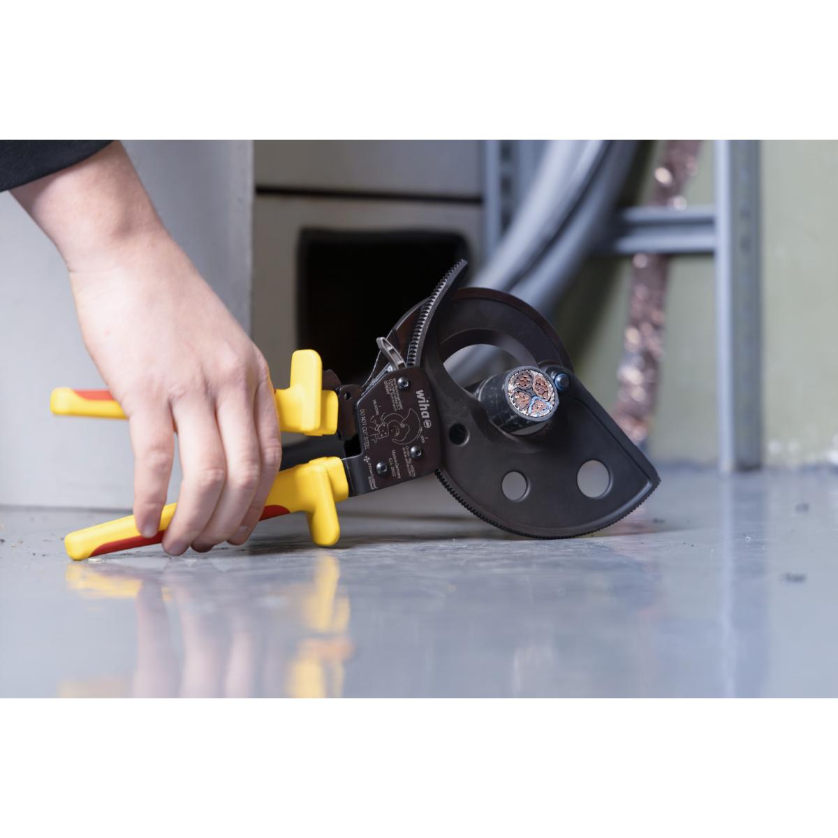 Wiha Kabelschneider electric bis 500 mm² mit Ratschenprinzip