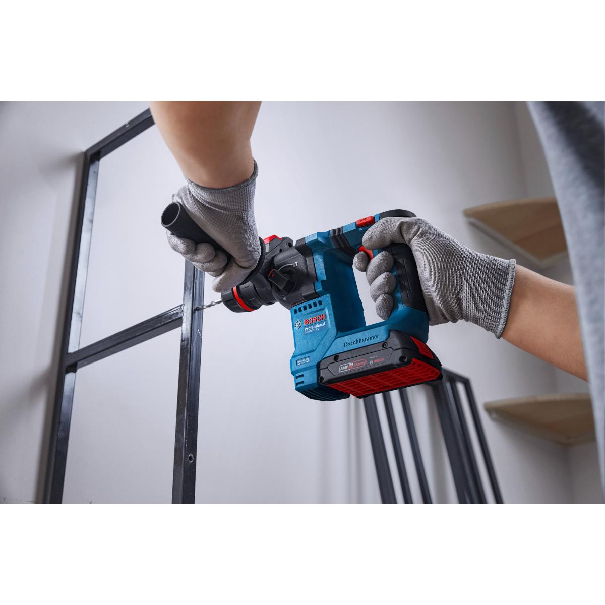 Bosch Akku-Bohrhammer mit ONECHUCK GBH 18V-18 X in L-BOXX